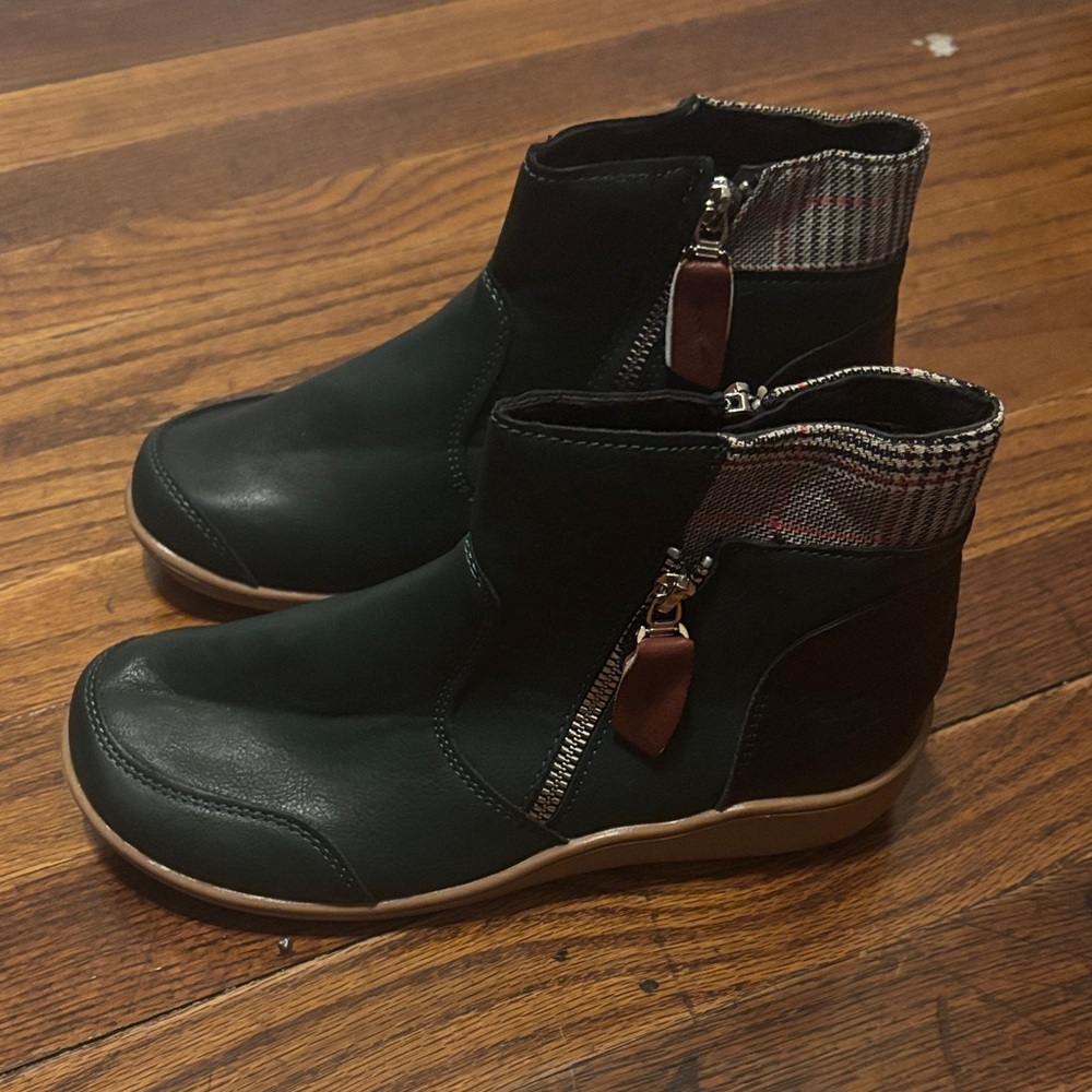 Hunter Green Ankle Boots with Plaid Accent